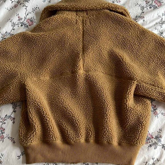 Fleece jacket - Picture 3 of 9